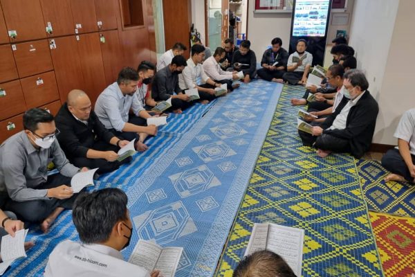 DHAS has cooperated with Surau Al-Hidayah and Outreach unit to organised a Yasin reading ceremony on 27 January 2023 at DHAS HQ. The ceremony was participated by staff from PUSPAKOM and Glenmarie Properties Sdn Bhd and ended with  a feast.